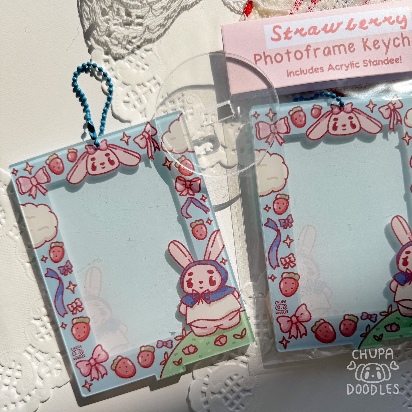 Strawberry Lover Photoframe Keychain (Small Misprint)