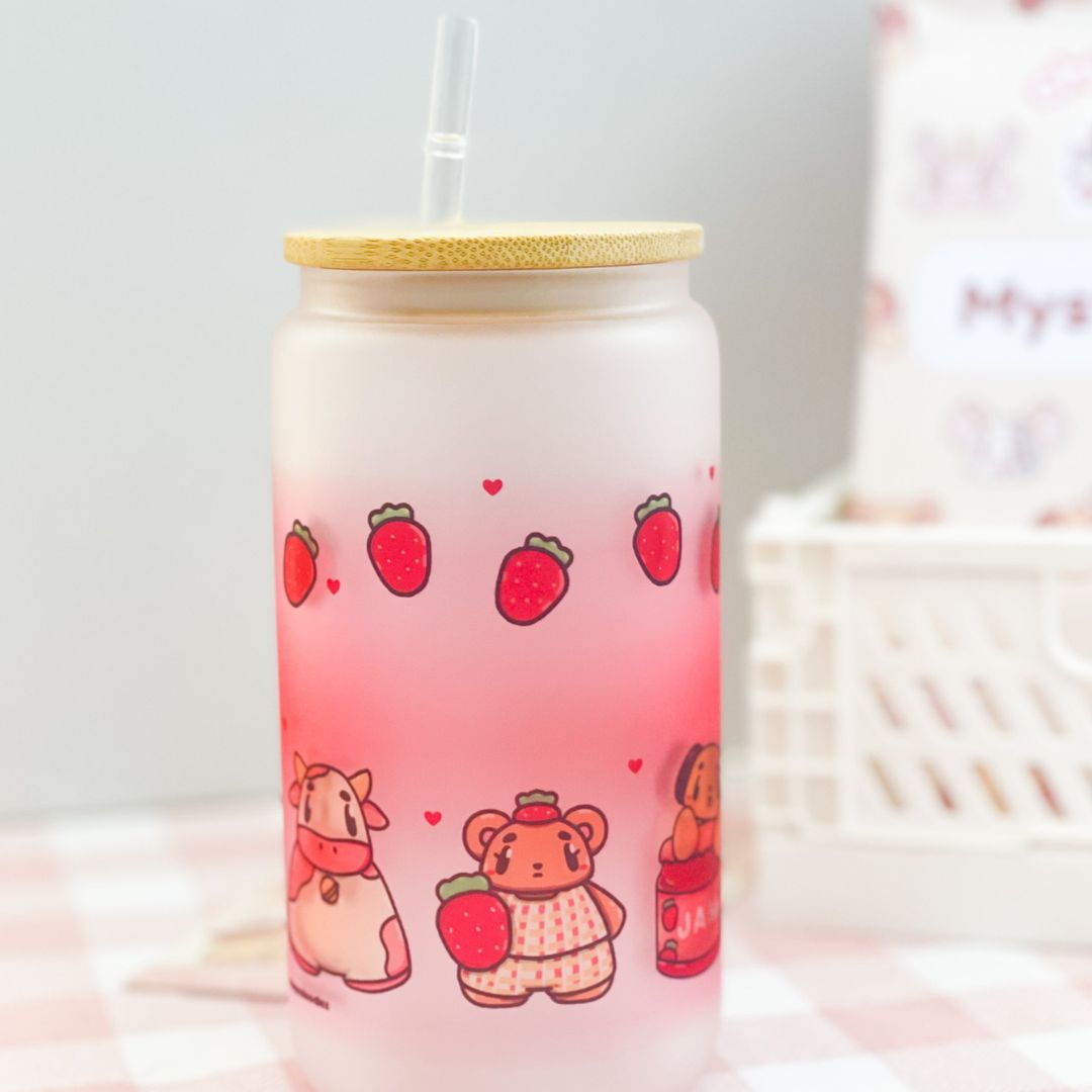 Strawberry Aesthetic x Chupa Glass Cans